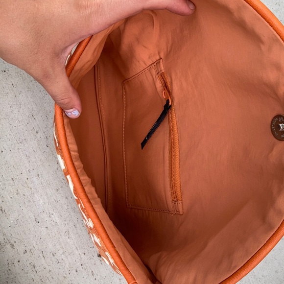 Petunia Pickle Bottom Diaper Bag Clutch - Picture 9 of 12